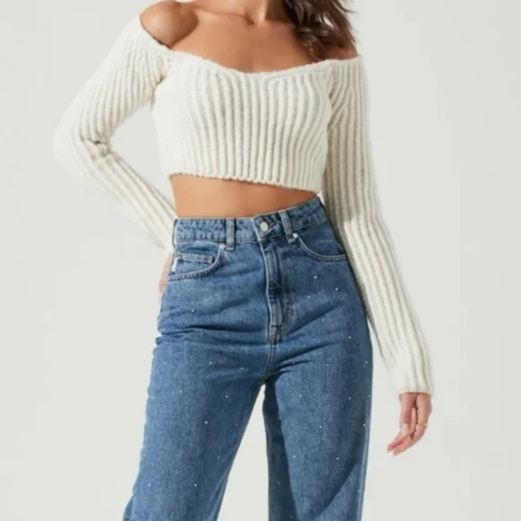 ASTR THE LABEL Mallory Off Shoulder Cream Ribbed Knit Sweater Crop Top  Small - Picture 2 of 11
